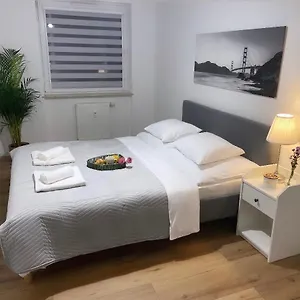  Apartament Pogodny